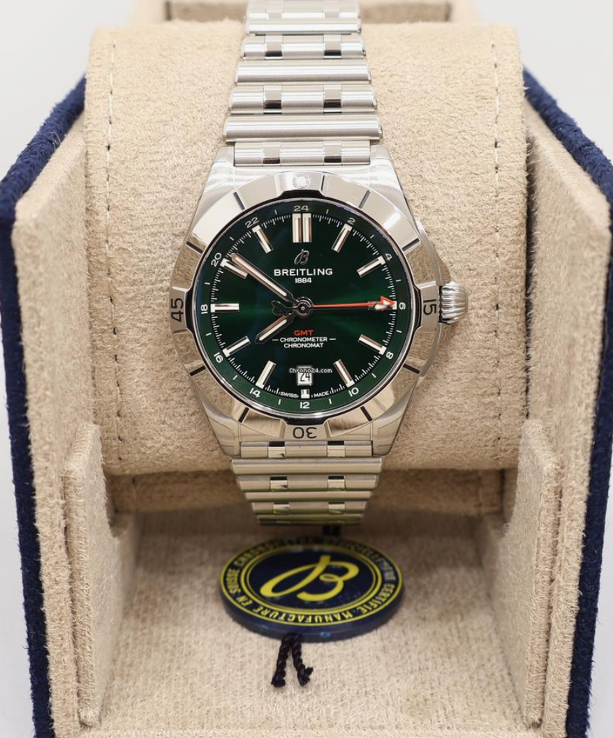 Breitling Chronomat GMT 40 GMT GREEN Stickered 2024 Unworn